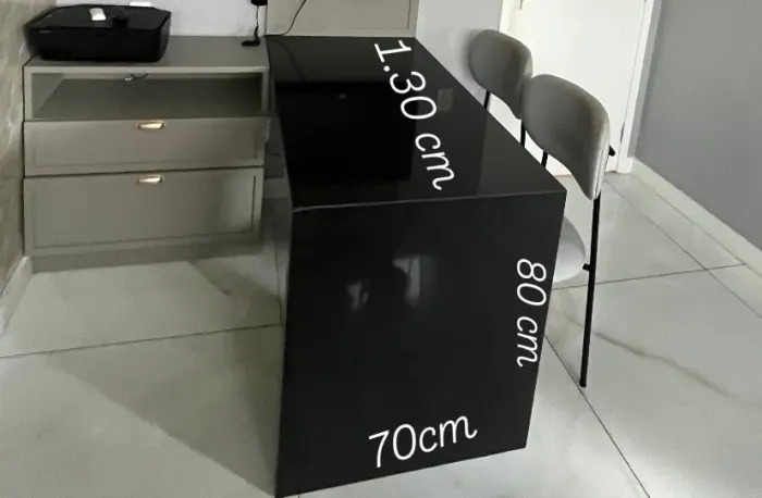 Bancada de mármore em L 