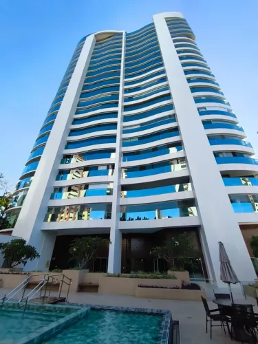 Vista Livre, Ventilado, Planta bem dividida, Varanda Gourmet, Excelente Acabamento