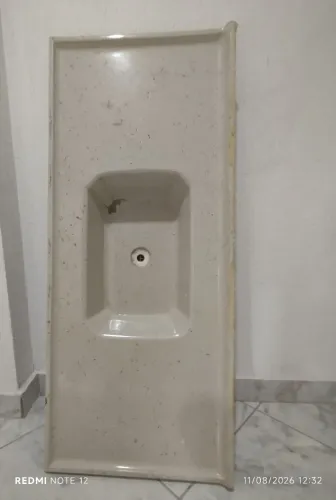 Vendo pia semi nova