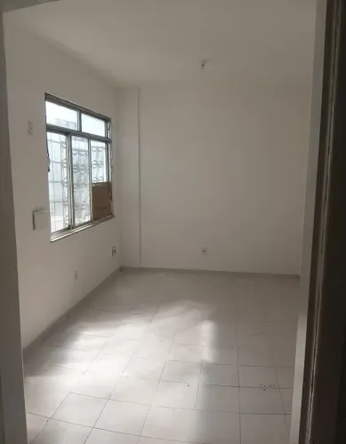 ALUGO-Sala COMERCIAL-Calçadão-Duque de Caxias - RJ