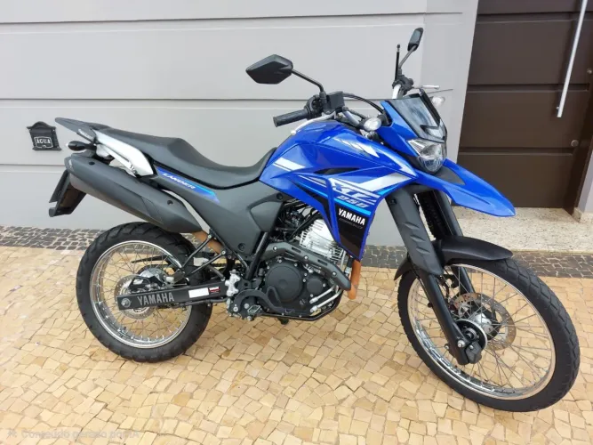 Moto Lander XTZ 2021