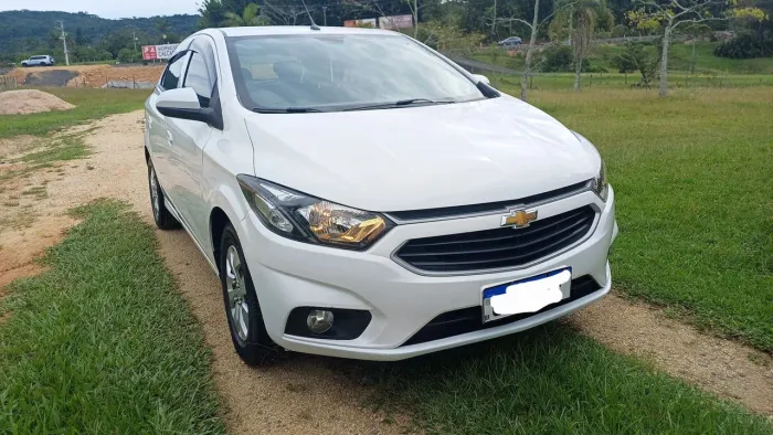 Chevrolet Onix Hatch LT 1.0 8V Flexpower 5P Mec. 2018