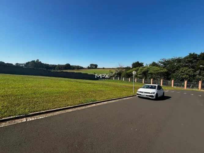 Terreno à venda em Piracicaba, Dois Córregos, com 413 m², Residencial Moinho Vermelho