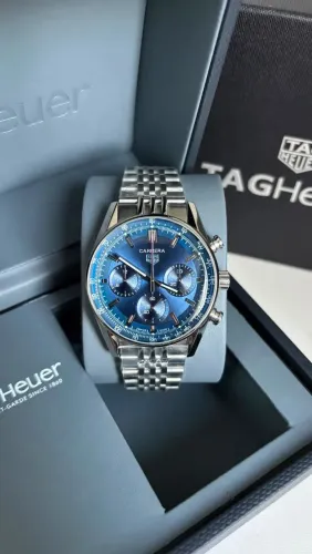 Relógio Premium TAG H feito em aço inoxidável visor em safira