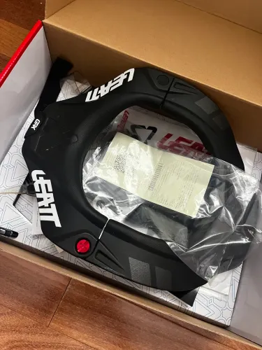 Protetor pescoço Leatt - Neck Brace