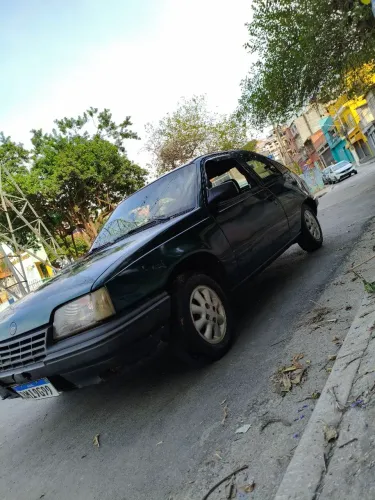 Chevrolet Kadett GLS 1.8 EFI / Sl/e 1.8 (álcool) 1993
