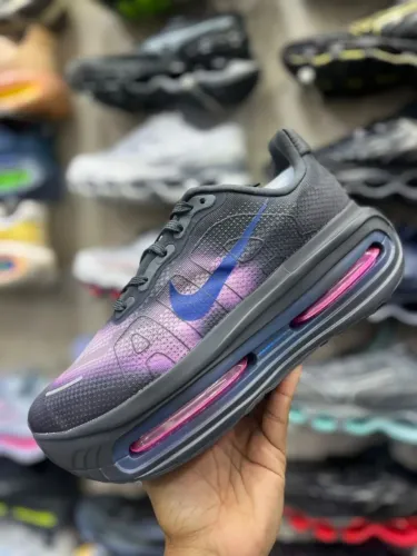 Tênis Nike vomero roxo e preto importado 