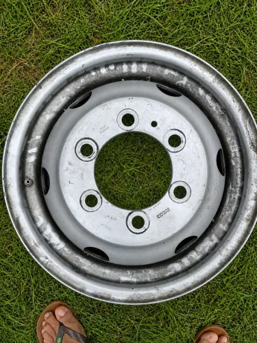 Roda Iveco original com sensor 