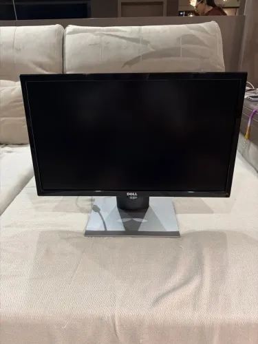Monitor DELL 24 polegadas. 100%