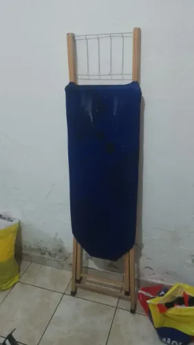 Tava de passar roupa usada pouquíssima às vezes