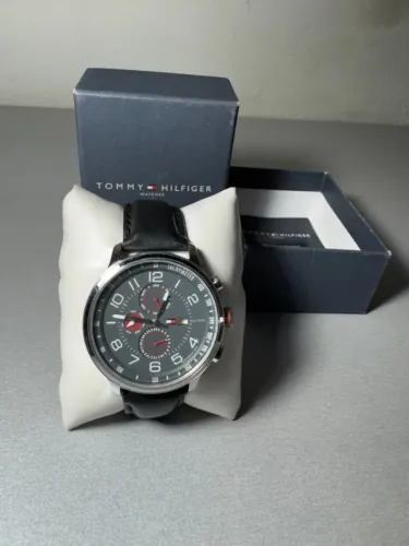 Relógio Masculino Tommy Hilfiger Original (Bateria Nova) - Na Caixa c/ Manual