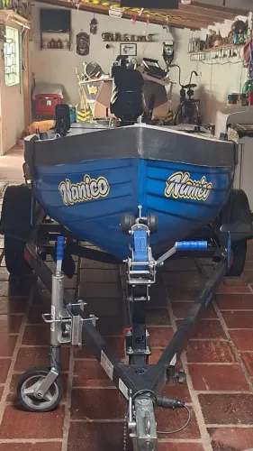 Barco Engetec carreta Dacla para Jet ski