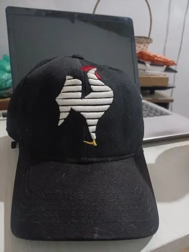 BONE GALO DOIDO MAIOR DE MINAS