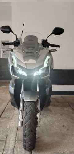 ADV 150 "2023" Baixo KM