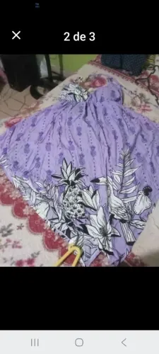 Vendo lindo vestido m novo com bojo 