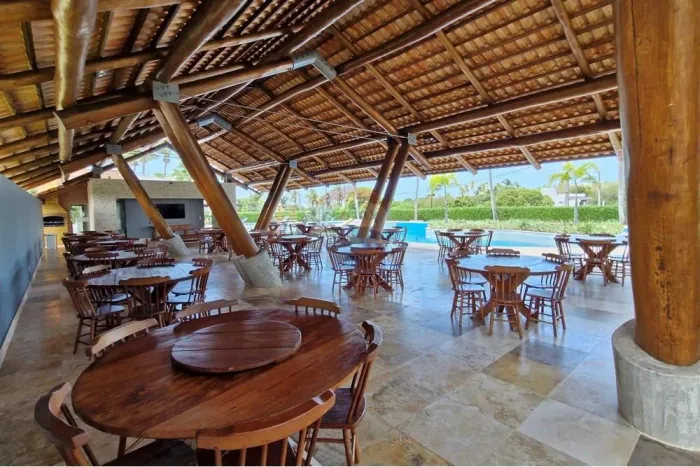 Lote Quitado de 360m² | Próximo à Área de Lazer | Rua Plana e Lado Sombra | Bosque do Coqu