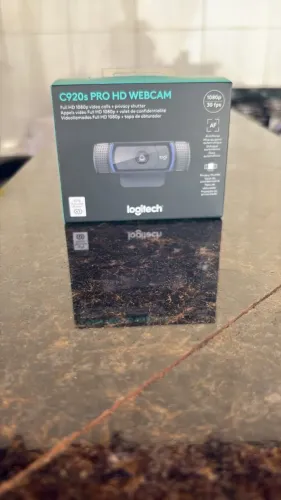 Webcam Full HD Logitech C920s 1080p/30fps
