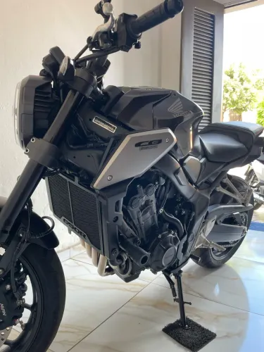 CB 650r