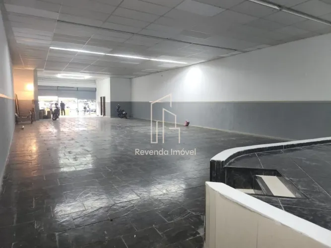 Galpão Comercial à Venda em Mauá-SP, Parque das Américas: 8 Salas, 10 Banheiros, 10 Vagas