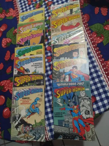 Lote formatinhos Superman Ed abril