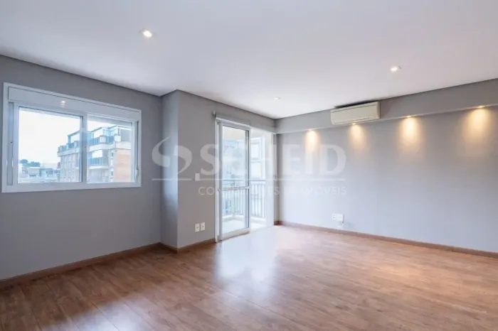 Apartamento á Venda no Morumbi com 61m², 1 quarto sendo 1 suíte, 2 vagas.