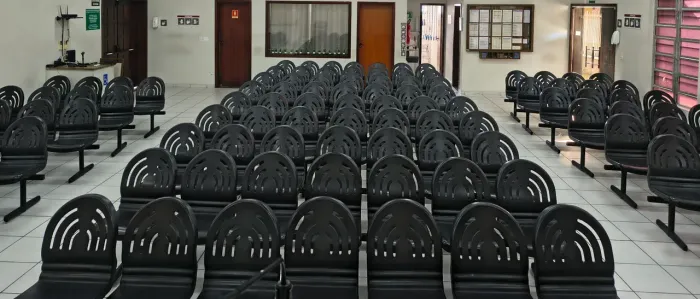 Vende-se Cadeiras