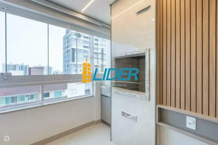 Apartamento à venda, 2 quartos, 1 suíte, 1 vaga, Santa Mônica - Uberlândia/MG