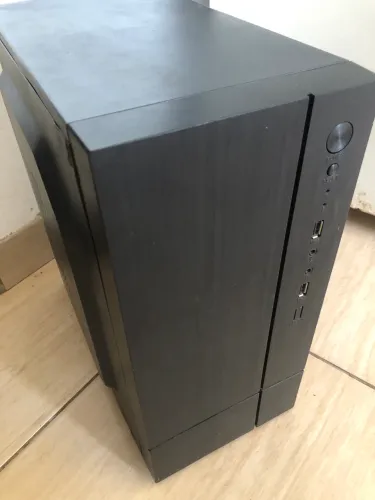 Pc roda tudo liso do liso em 4k 