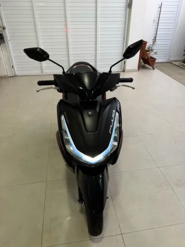 YAMAHA /FLUO 125 PRETA ELÉTRICA ÚNICA DONA