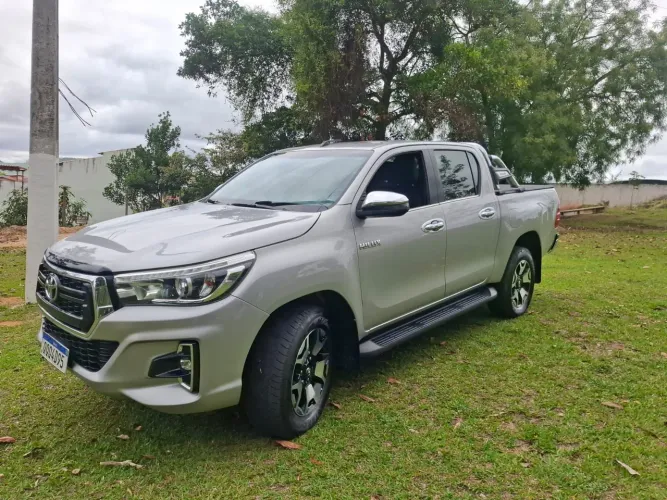 Toyota Hilux CD SRX 4X4 2.8 TDI 16V Diesel Aut. 2019