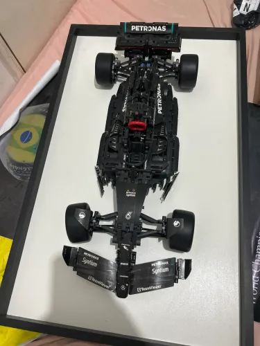 Lego Formula 1 Mercedes lewis Hamilton + Quadro + Suporte