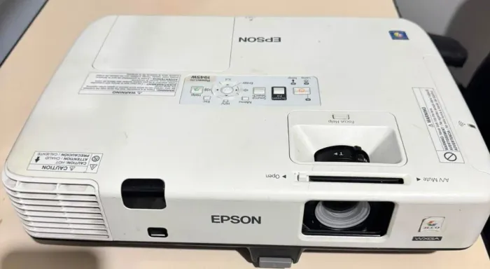 Projetor PowerLite 1945W Epson completo