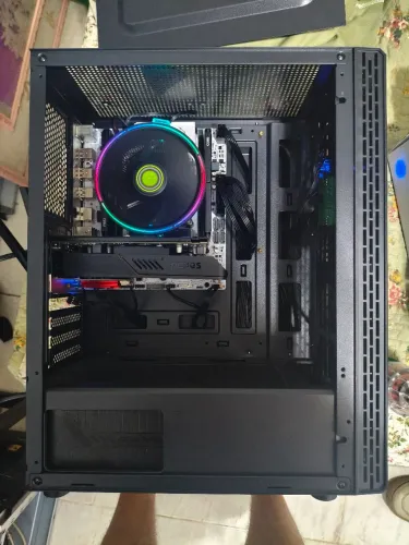Pc Xeon e5 2680 v4 c/ rx 550 4gb