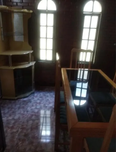 Conjunto Sala de Jantar: Mesa de Vidro (6 cadeiras) + Cristaleira/Bar de Canto