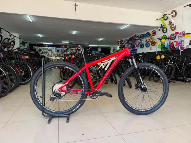 BICICLETA ARO 29 ABSOLUTE NERO 5 12V C/ NOTA FISCAL E GARANTIA