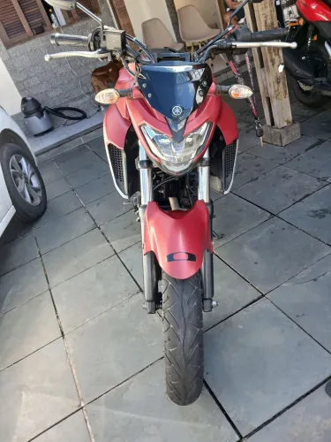 Vendo Fazer 250 linda