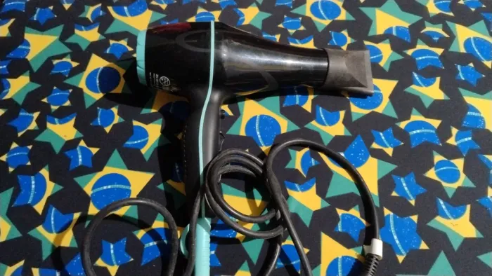 Secador de cabelo taiff style 2000w preto