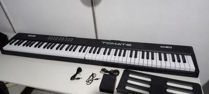 Piano digital 88 keys