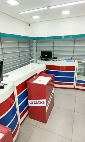 MÓVEIS FARMÁCIA / COMÉRCIO