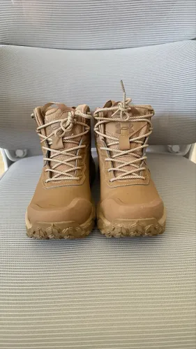 Bota Under Armour Defense Mid