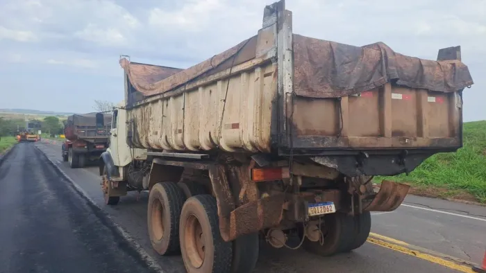 Vende se caminhão caramba 1314 ano 89