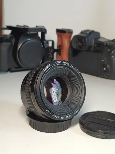 Objetiva Canon 50mm F1.4 USM 