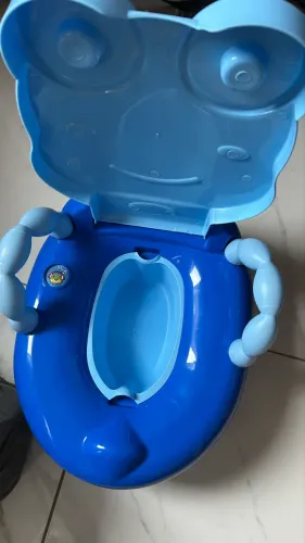 Replay Kids Troninho Penico Infantil Musical Sapinho azul