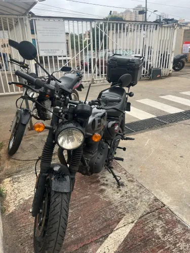 Vende-se Royal Enfield Hunter 350 (2024/2025) - Apenas 8.500 km