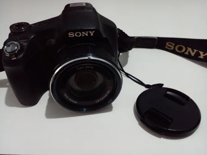 Sony Cyber Shot DSC HX100V