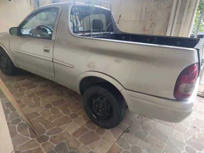 Chevrolet Corsa Pick-up Std/ Rodeio 1.6 MPFI 2002