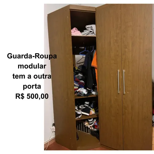 Guarda roupa modulado com cama . Jogo de quarto