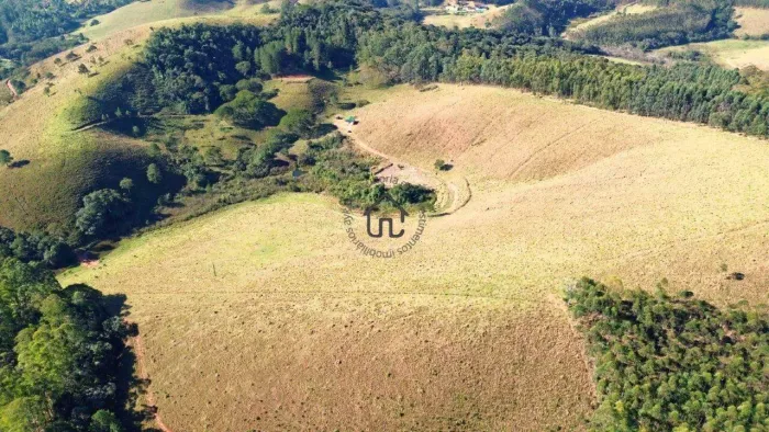 Sítio com 24 hectares à venda em Joanópolis