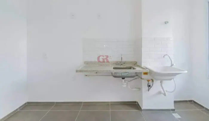 Apartamento novo - Otimo ponto comercial