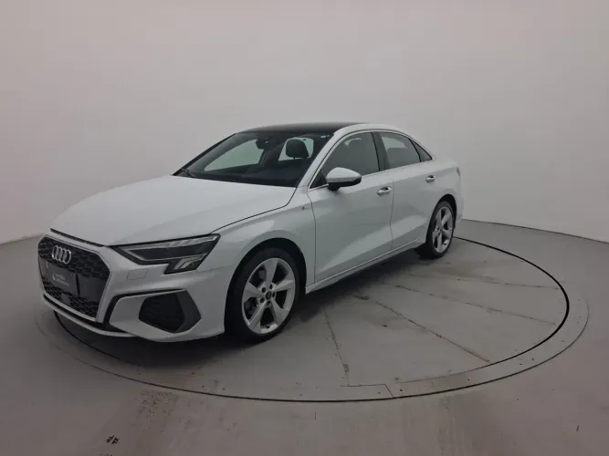Audi A3 Sedan S-line 2.0 TFSI S-tronic 2024